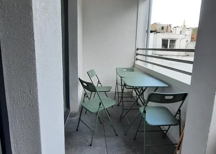 The Break Your Cozy Coastal Escape And Free Parking Appartement Ostende