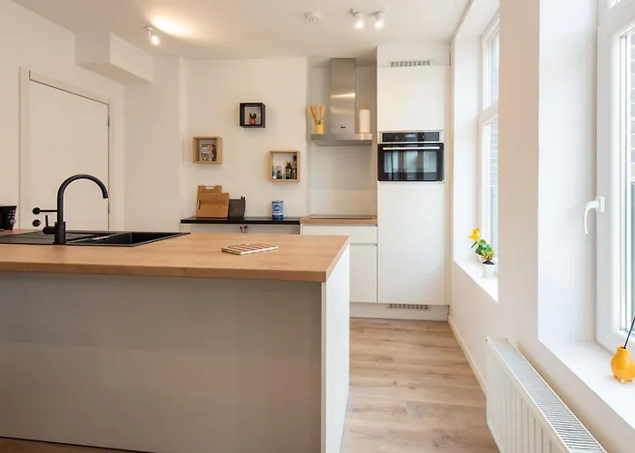 The Break Your Cozy Coastal Escape And Free Parking * 奥斯滕德